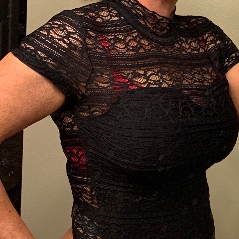 Guess lace top